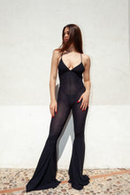 Carica l&#39;immagine nel visualizzatore di Gallery, FLARED TRIANGLE JUMPSUIT
