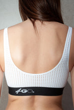 Carica l&#39;immagine nel visualizzatore di Gallery, TOP WITH LOGO STRETCH BAND WHITE
