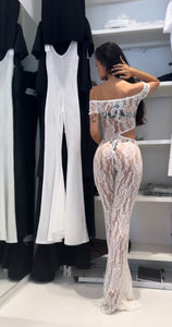 MODEL WHITE LACE JUMPSUIT